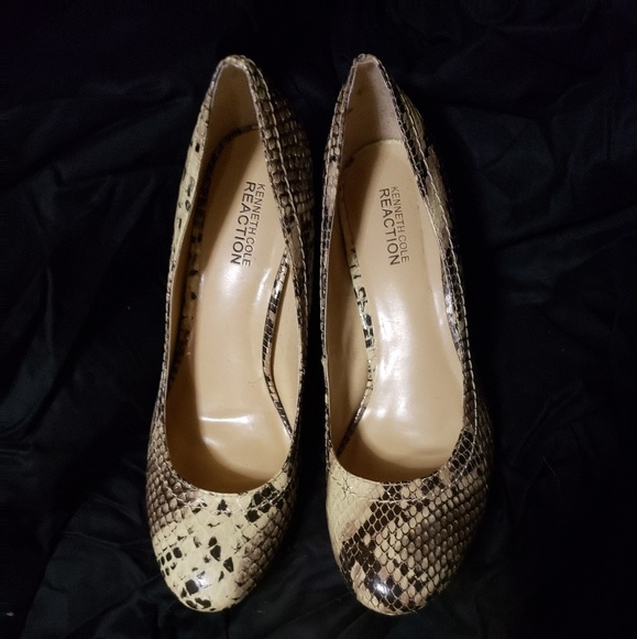 Kenneth  Cole - Picture 4 of 4